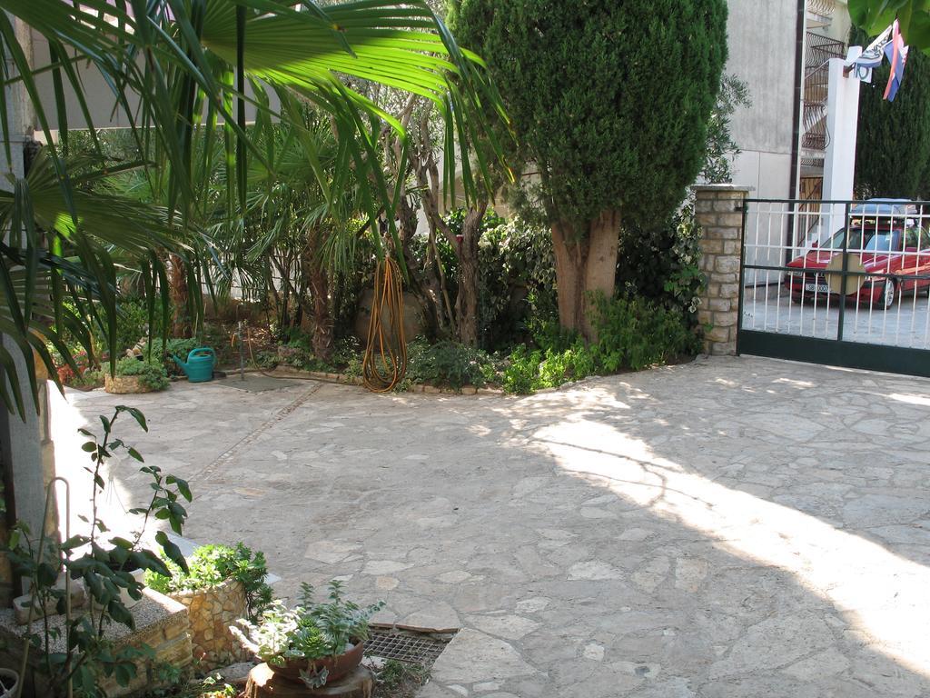 סבטי פיליפ אי ג'קוב Apartments Villa Agatha מראה חיצוני תמונה