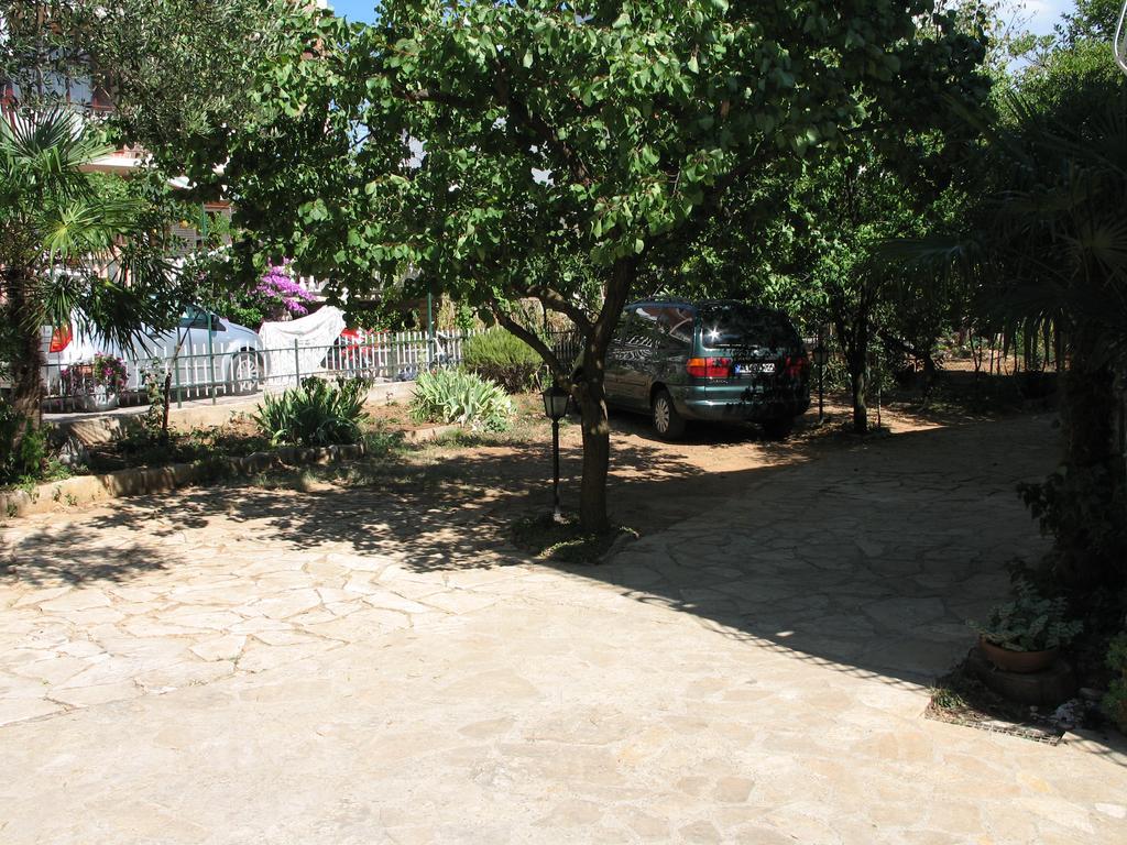 סבטי פיליפ אי ג'קוב Apartments Villa Agatha מראה חיצוני תמונה