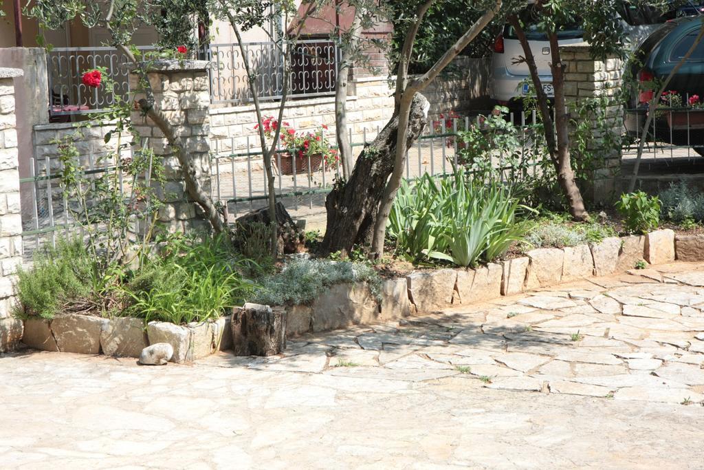 סבטי פיליפ אי ג'קוב Apartments Villa Agatha מראה חיצוני תמונה