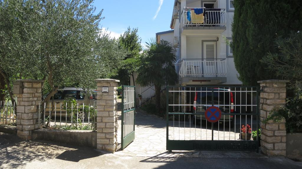 סבטי פיליפ אי ג'קוב Apartments Villa Agatha מראה חיצוני תמונה