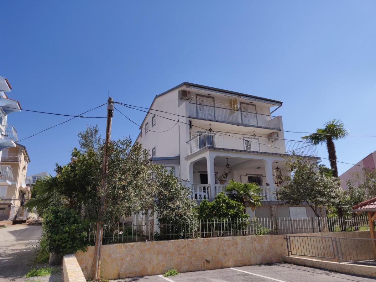 סבטי פיליפ אי ג'קוב Apartments Villa Agatha מראה חיצוני תמונה